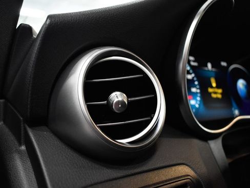 Certified 2022 Mercedes-Benz GLC 300 4MATIC image 16