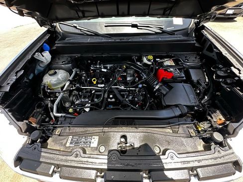 Used 2022 Ford Maverick Lariat w/ Lariat Luxury Package FWD image 16