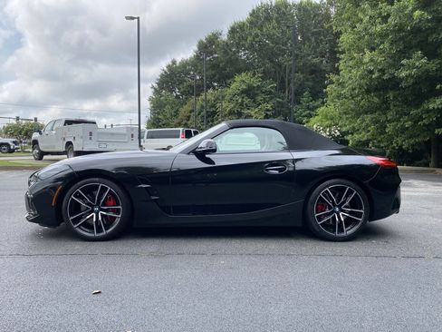Used 2024 BMW Z4 M40i w/ Premium Package RWD image 6