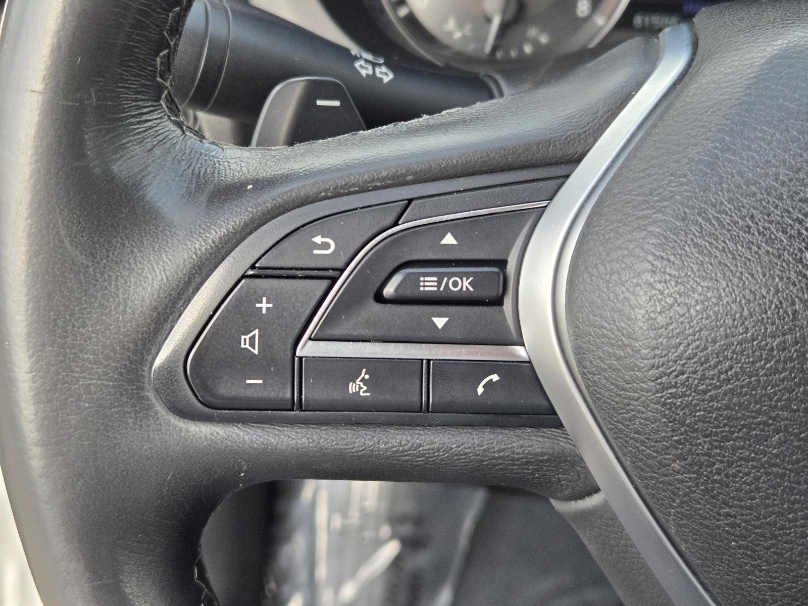 Used 2021 INFINITI QX50 Luxe FWD image 18