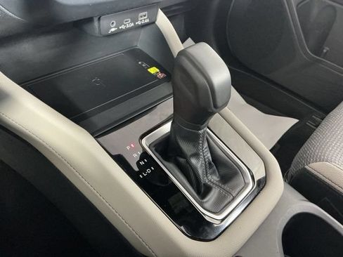 Used 2025 Subaru Forester Premium AWD/4WD image 22