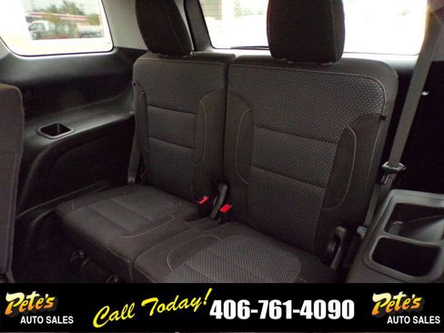 Used 2020 GMC Acadia SLE image 12