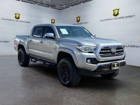 Used 2018 Toyota Tacoma SR5 RWD image 7
