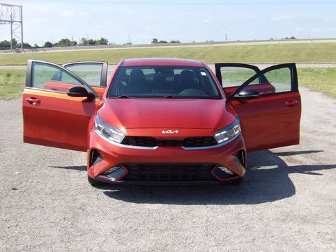 Used 2023 Kia Forte GT-Line FWD image 23
