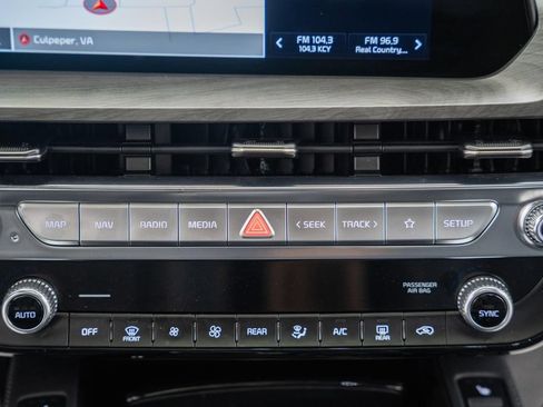 Used 2025 Kia Telluride SX Prestige X-Line AWD/4WD image 24