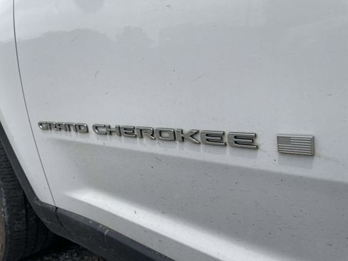 Used 2022 Jeep Grand Cherokee L Limited w/ Luxury Tech Group II AWD/4WD image 12