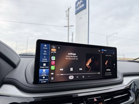 Used 2025 Acura MDX Technology Package image 16