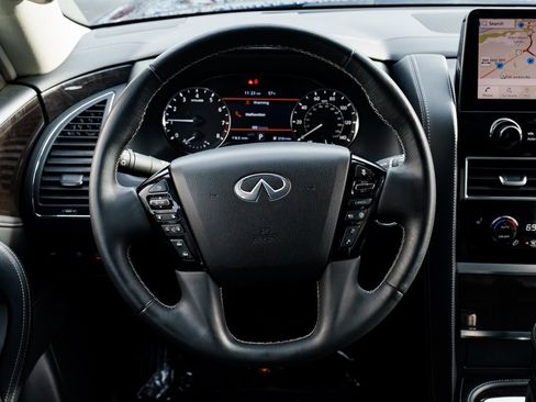 Used 2024 INFINITI QX80 Luxe image 14