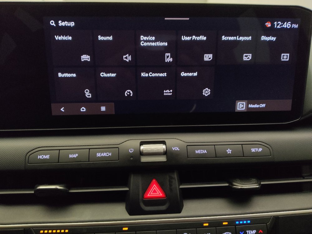 Used 2025 Kia K4 FWD image 25