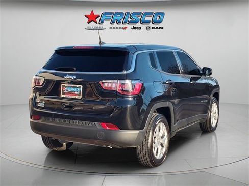 Certified 2024 Jeep Compass Sport image 10