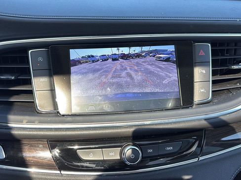 Used 2023 Buick Enclave Essence w/ Experience Buick Package image 22