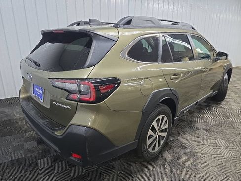 Used 2023 Subaru Outback Premium w/ Popular Package #1 AWD/4WD image 10