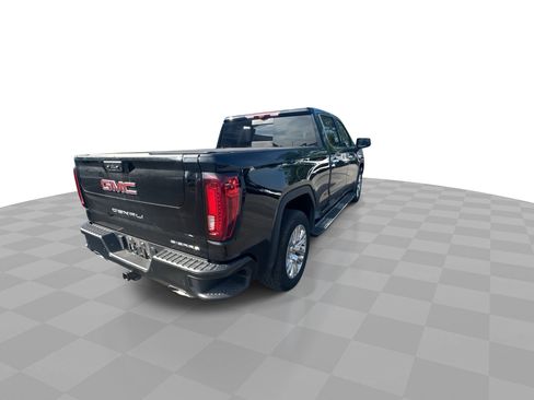 Used 2024 GMC Sierra 1500 Denali w/ Technology Package AWD/4WD image 8