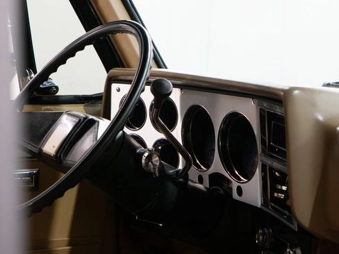 Used 1988 Chevrolet Blazer 4WD image 91