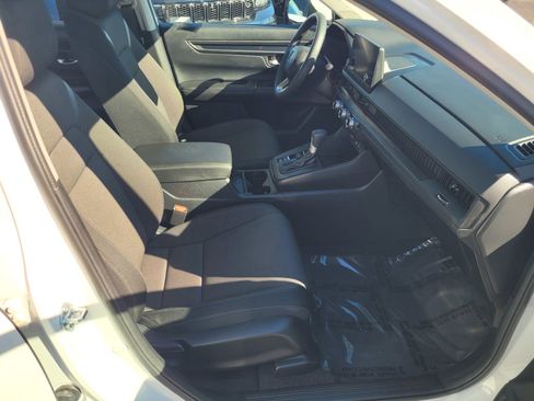 Used 2024 Honda CR-V EX image 19