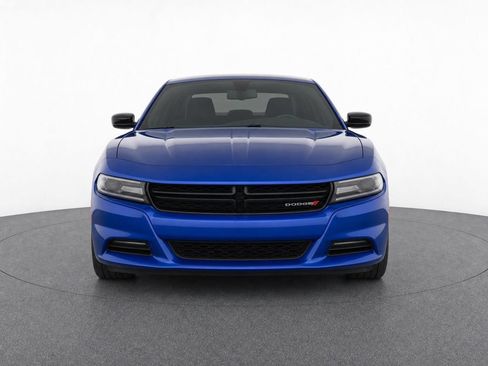 Used 2021 Dodge Charger SXT w/ Blacktop Package RWD image 5