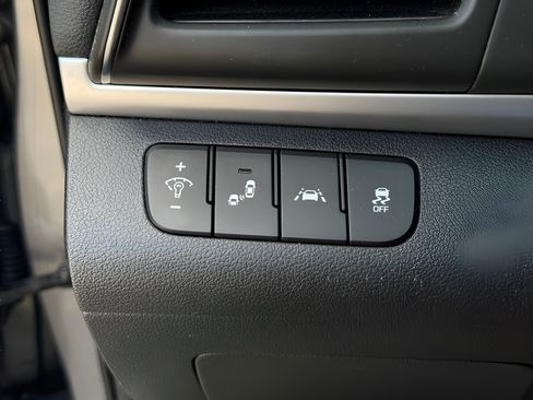 Used 2019 Hyundai Elantra SEL w/ Cargo Package FWD image 19