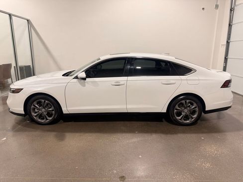 Used 2025 Honda Accord EX-L image 8