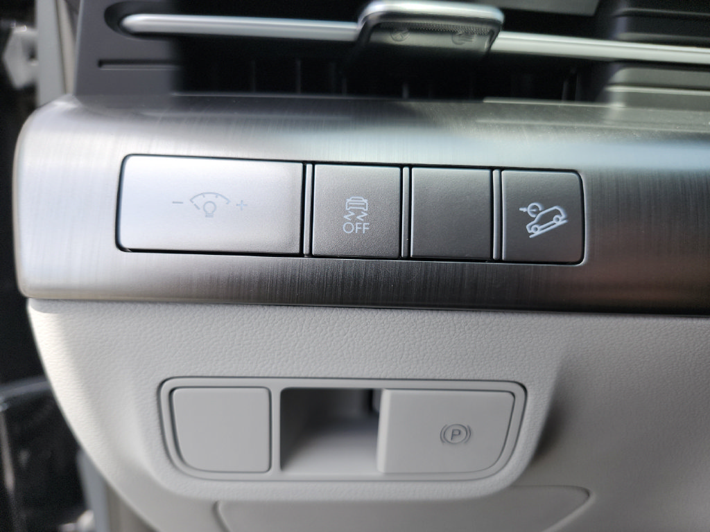 New 2027 Hyundai Kona SE FWD image 30