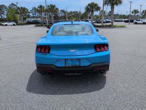 Used 2024 Ford Mustang Coupe image 6