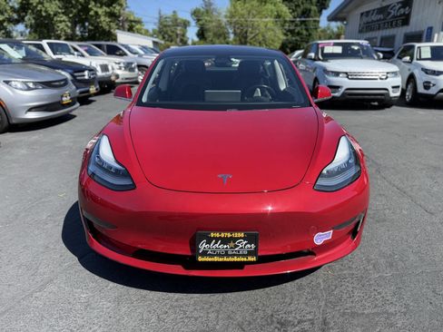 Used 2019 Tesla Model 3 Mid Range RWD image 11