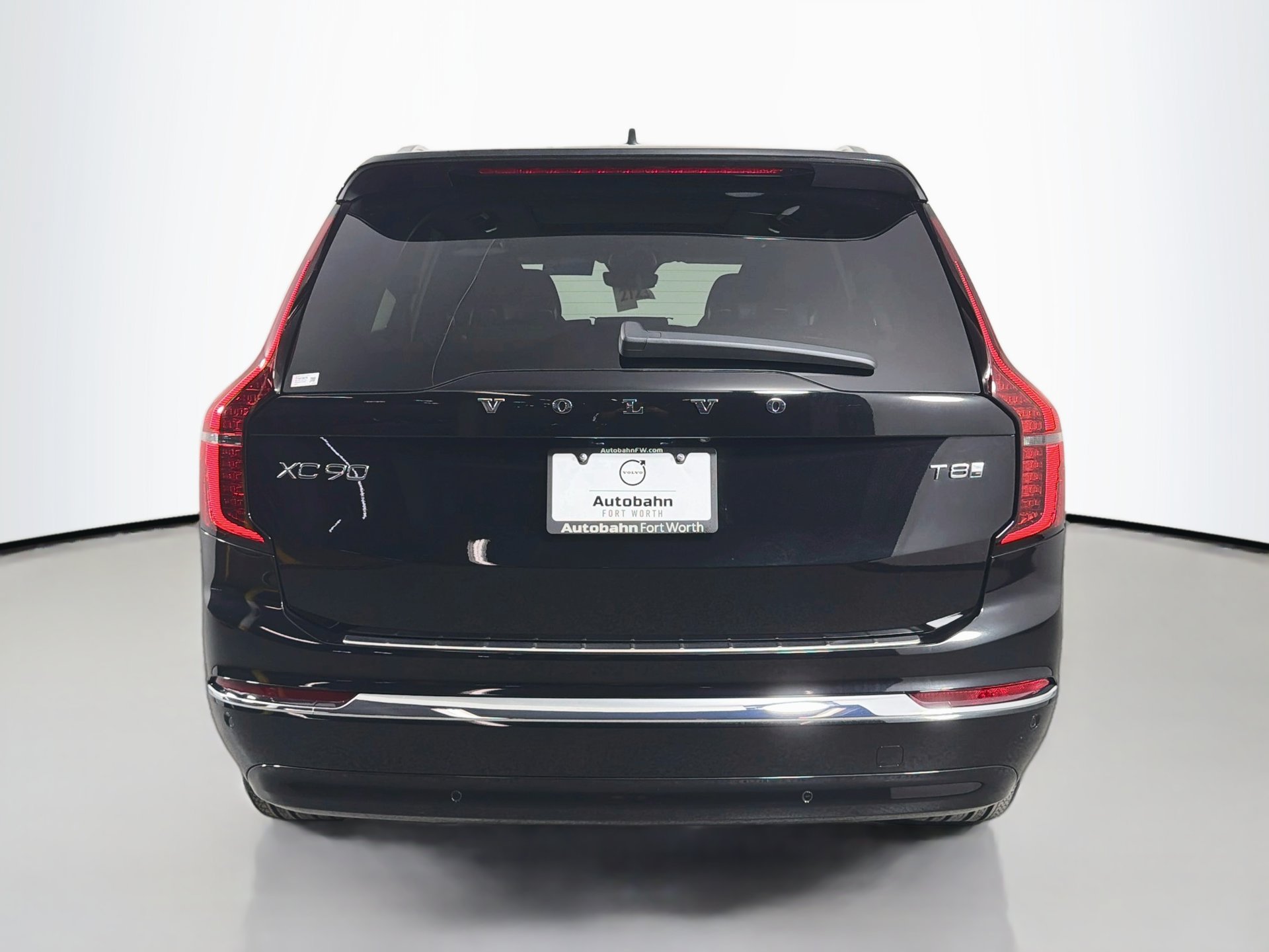 New 2026 Volvo XC90 T8 Plus w/ Protection Package Premier AWD/4WD image 6