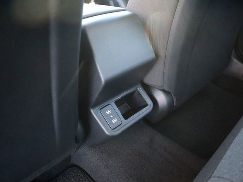 New 2025 Kia K4 LXS image 17