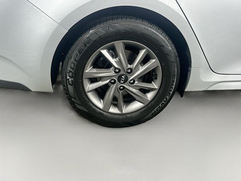 Used 2020 Kia Optima LX FWD image 11
