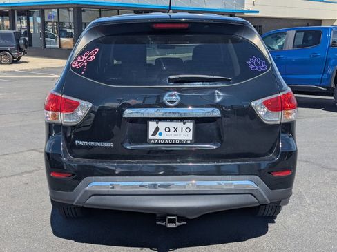 Used 2014 Nissan Pathfinder S FWD image 6