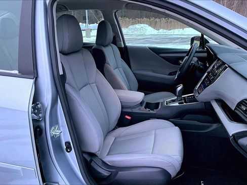 Used 2025 Subaru Legacy Premium image 7