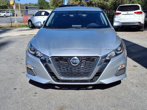 Used 2019 Nissan Altima 2.5 S FWD image 2