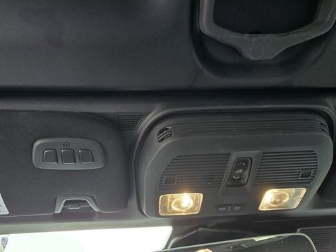 Used 2024 Ford Mustang Premium image 20