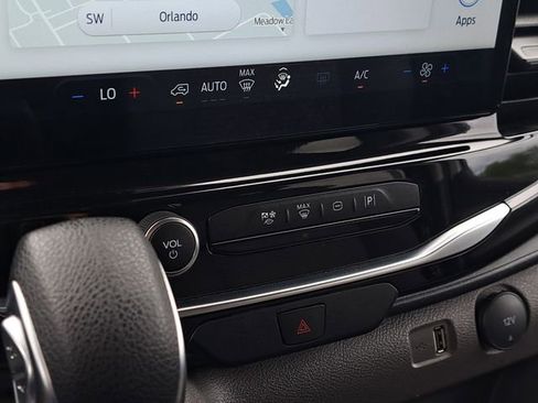 Certified 2024 Ford Transit 350 XLT image 26