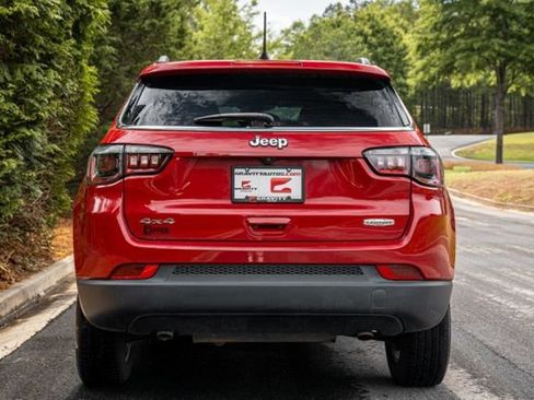 Used 2023 Jeep Compass Latitude AWD/4WD image 20