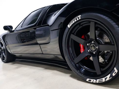 Used 2006 Ford GT RWD image 27