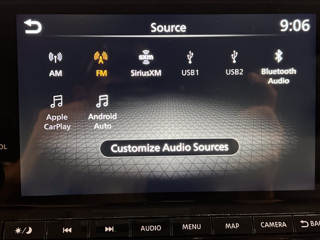 Used 2025 Nissan Pathfinder SL AWD/4WD image 65