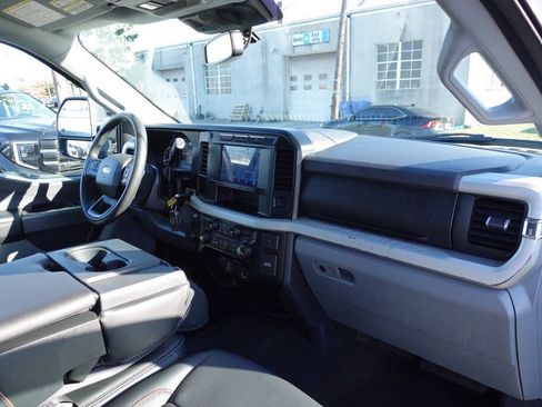 Used 2023 Ford F250 XLT AWD/4WD image 33