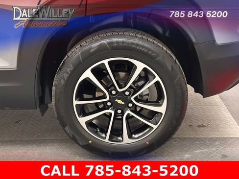 Used 2025 Chevrolet TrailBlazer LT image 21