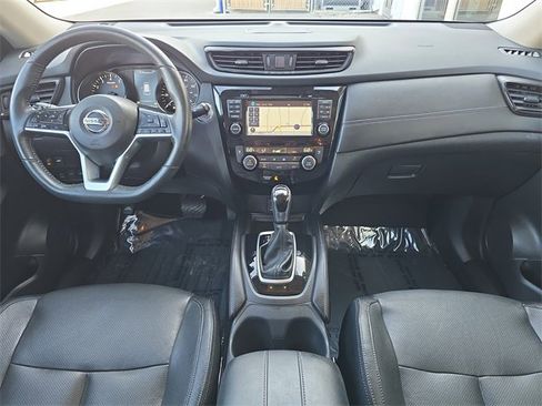 Used 2017 Nissan Rogue SL w/ SL Premium Package image 11