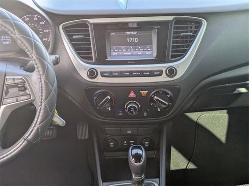 Used 2019 Hyundai Accent SE image 16