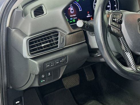 Used 2020 Honda Accord Touring image 17