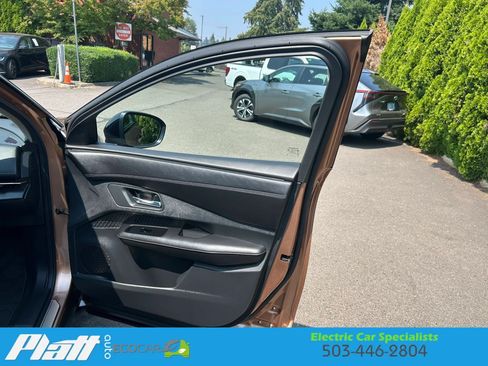 Used 2023 Nissan Ariya FWD image 42