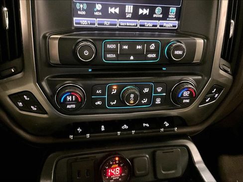 Used 2017 Chevrolet Silverado 1500 LTZ Z71 w/ LTZ Plus Package image 29