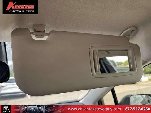 Used 2024 Toyota Corolla LE FWD image 37