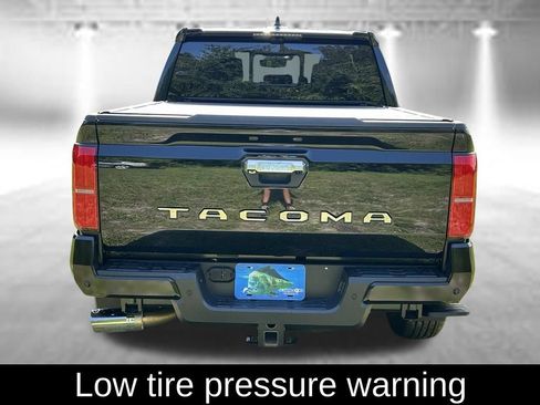 Used 2025 Toyota Tacoma Limited AWD/4WD image 6