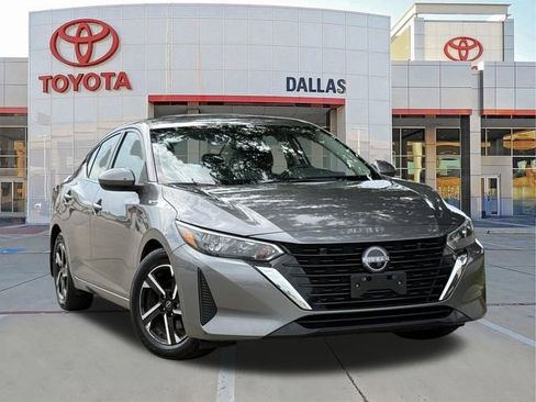 Used 2024 Nissan Sentra SV FWD image 1