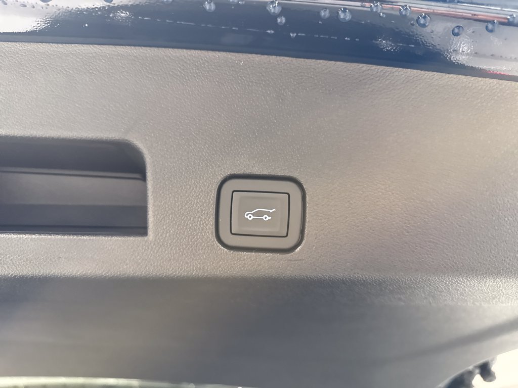 New 2027 Chevrolet Traverse RS AWD/4WD image 43