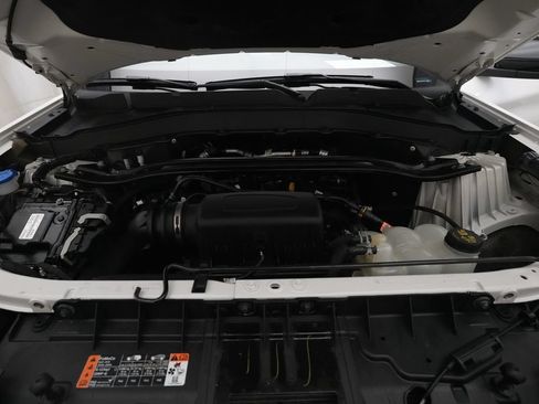 Used 2022 Ford Explorer ST-Line AWD/4WD image 3