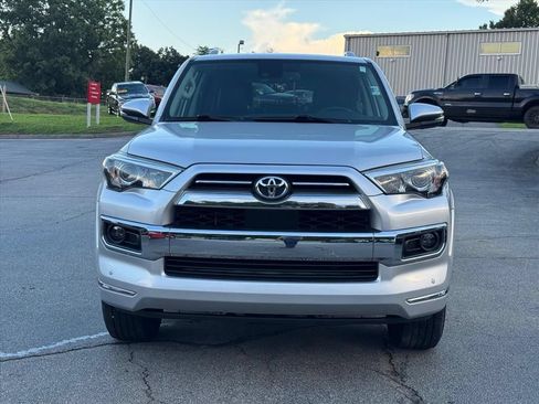 Used 2020 Toyota 4Runner Limited AWD/4WD image 8
