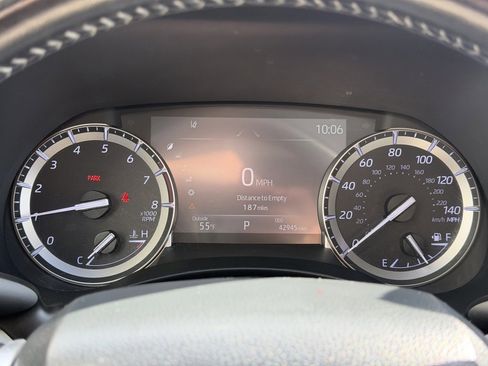 Used 2022 Toyota Highlander XLE image 21